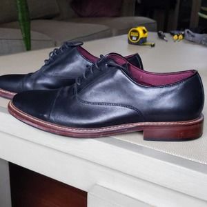 Aston Grey genuine leather Kindu cap toe Oxford shoes Size 10.5  Like new 10 1/2